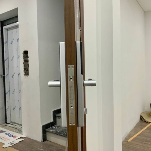 hinh anh khoa van tay thong minh giovani gsl u801s 1